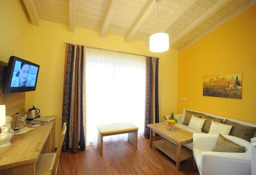 Люкс Семейный 2 Спальни, Wander Und Aktiv Hotel Rösslwirt