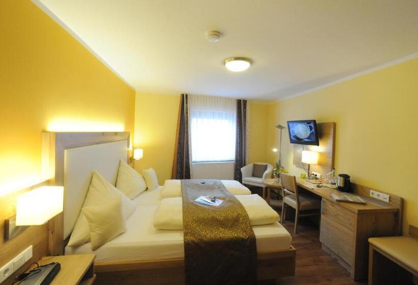 Номер Deluxe с Балконом, Wander Und Aktiv Hotel Rösslwirt