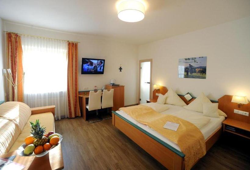 Трехместный Номер Комфорт, Wander Und Aktiv Hotel Rösslwirt