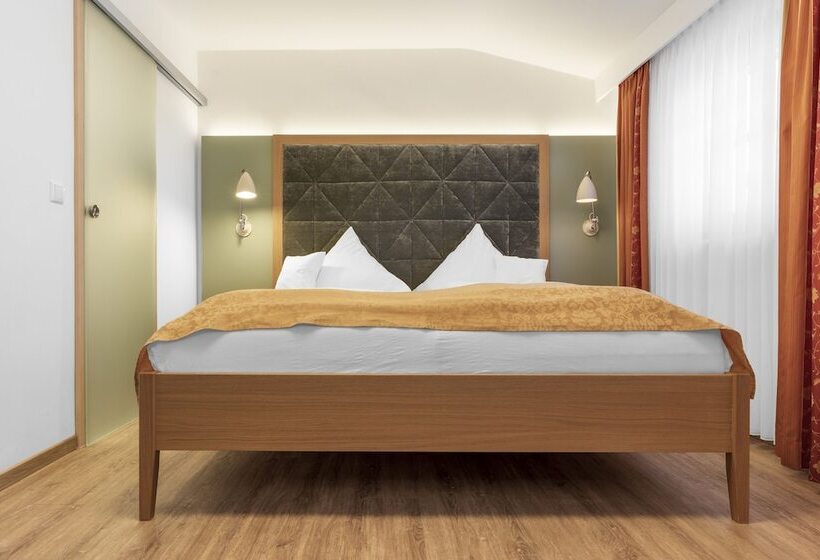 Трехместный Номер Комфорт, Wander Und Aktiv Hotel Rösslwirt