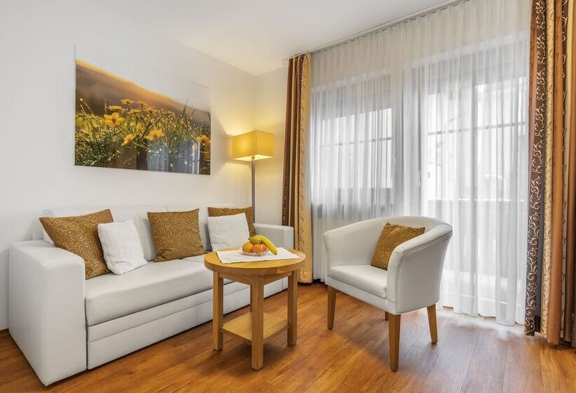 Люкс Семейный 2 Спальни, Wander Und Aktiv Hotel Rösslwirt