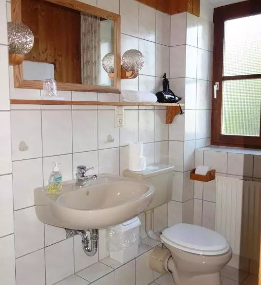 Perhehuone, Schumacher's Landhaus