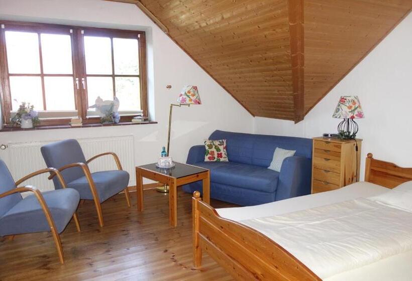 غرفة عائلية, Schumacher's Landhaus