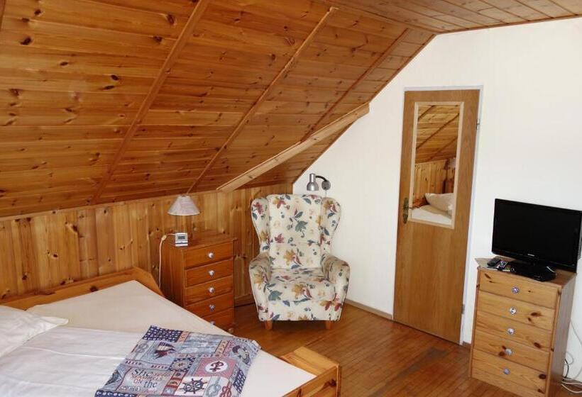 غرفة إقتصادية, Schumacher's Landhaus