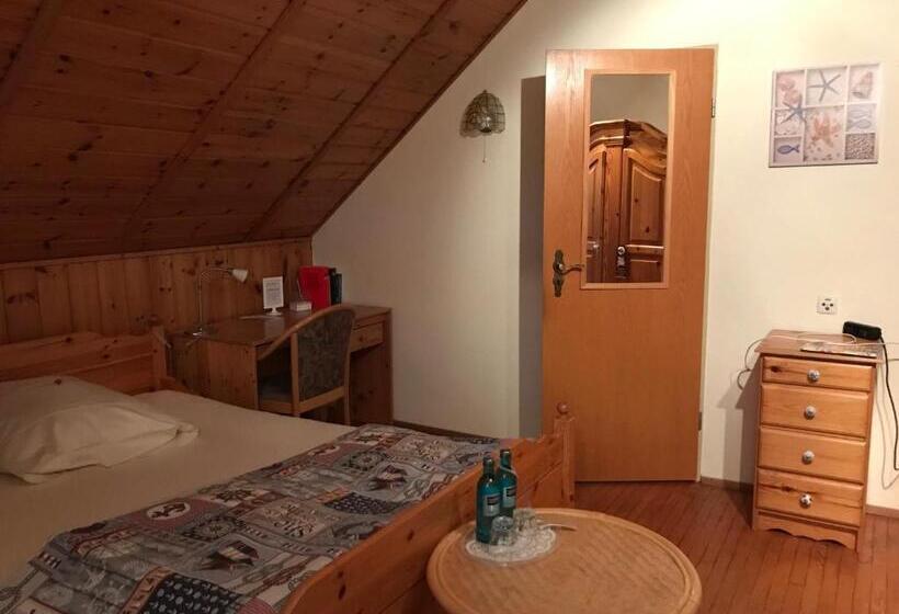 Номер Economy, Schumacher's Landhaus
