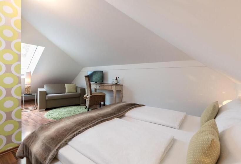 标准间, Villa Rosa