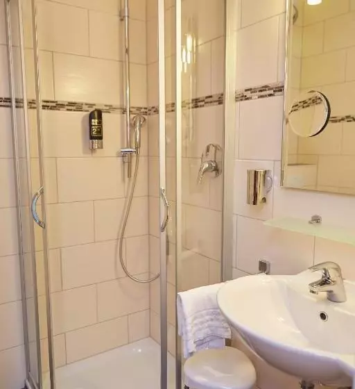 バルコニー付ベーシックルーム, Flair Hotel Am Rosenhügel   Garni