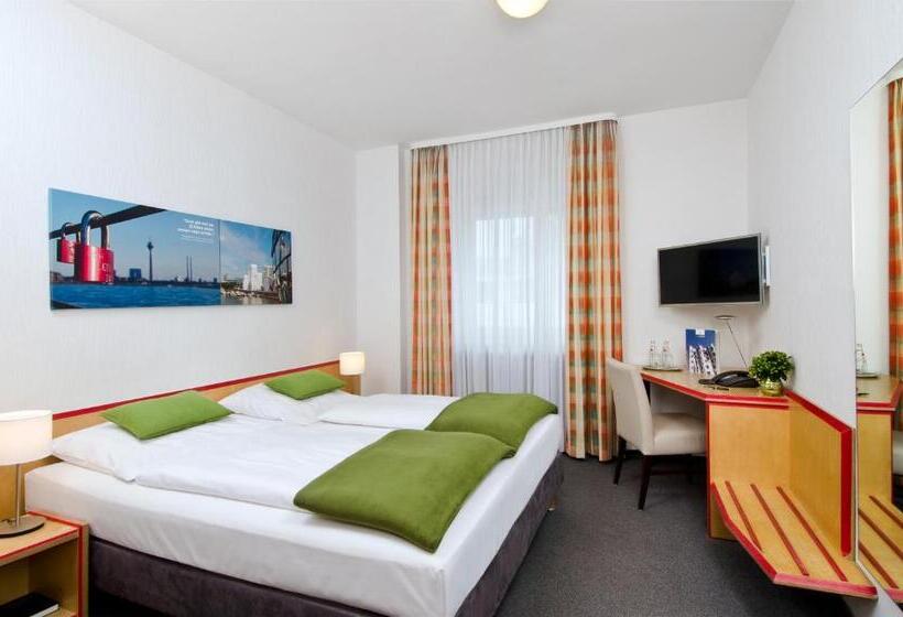 חדר סטנדרט, Am Hofgarten