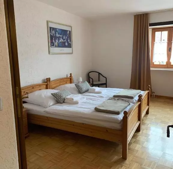 Standard-huone, Bettelhaus