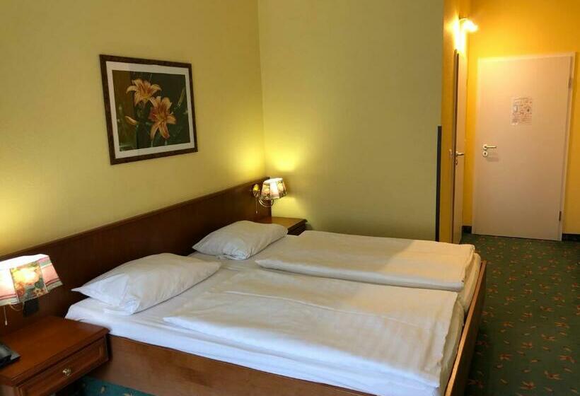 غرفة قياسية, Brandiser Park