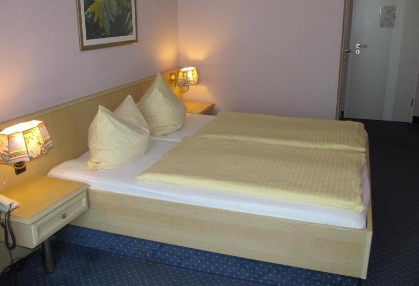 غرفة قياسية, Brandiser Park