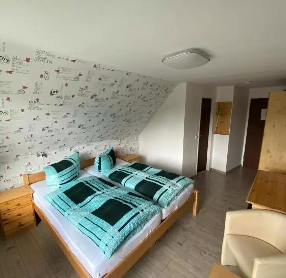 اتاق استاندارد با بالکن, Braunlage