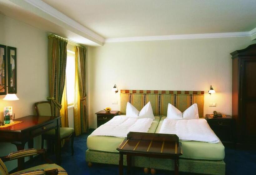 Номер Комфорт, Brutsches Rebstock