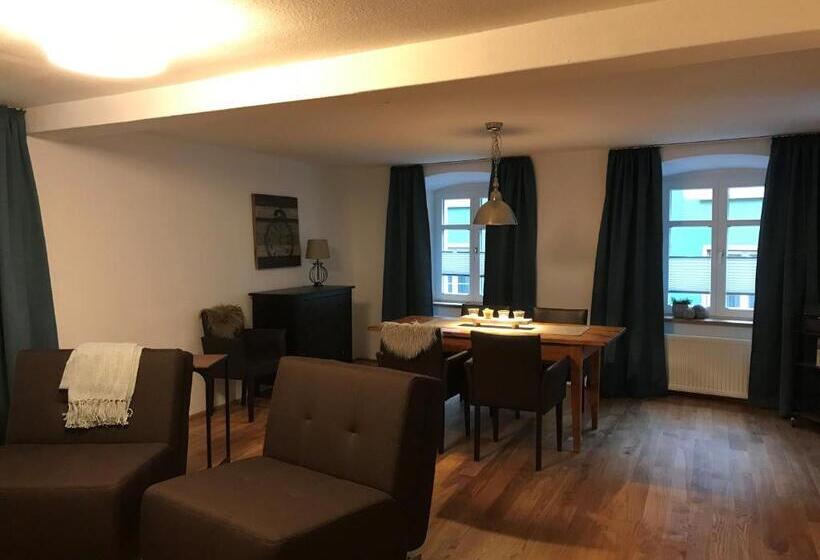 Апартаменты 1 Спальня, Brutsches Rebstock