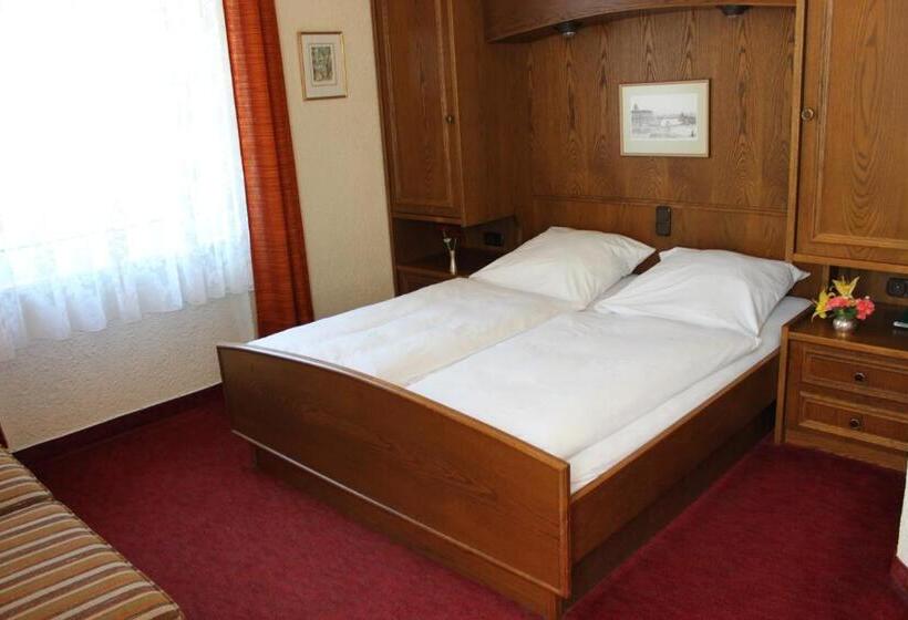 Номер Стандарт, Café Post