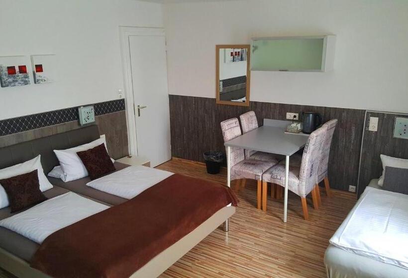 家庭间, City Central Promenade