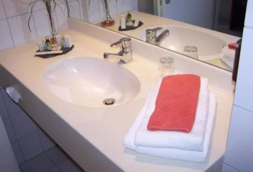 ロイヤルルーム, Hansens Haus Am Meer