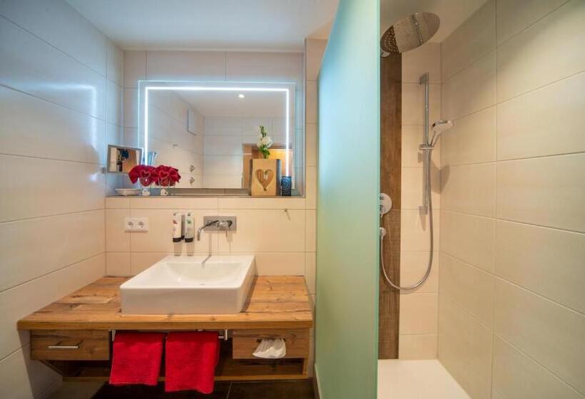 Номер Стандарт Индивидуальный, Helmerhof