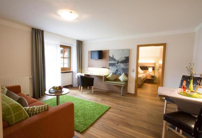 Семейный Номер, Helmerhof