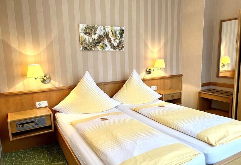 غرفة قياسية, Ingeburg