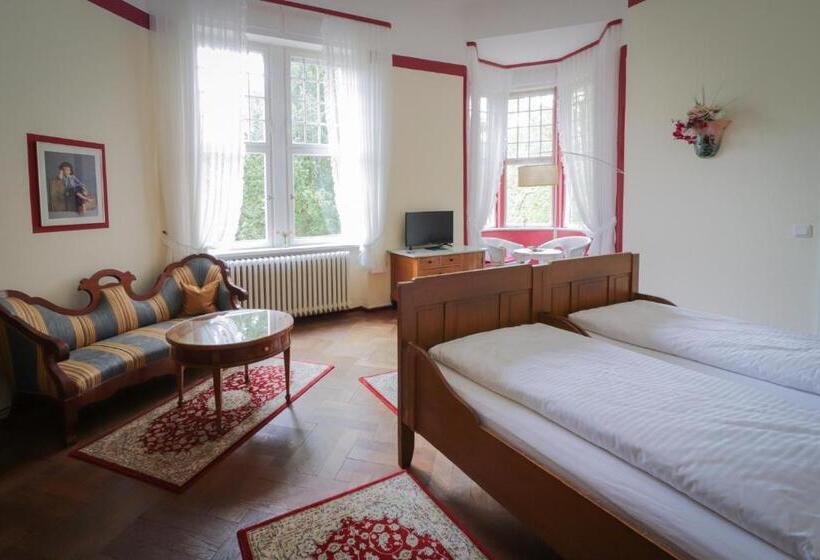 غرفة قياسية, Kurvilla Am Park