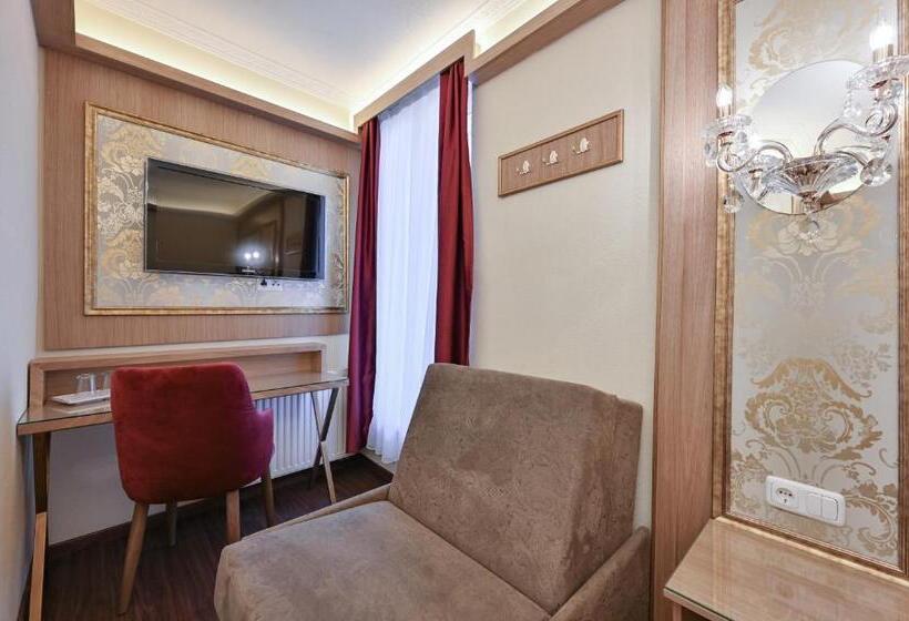 اتاق استاندارد یک نفره, Ludwigs