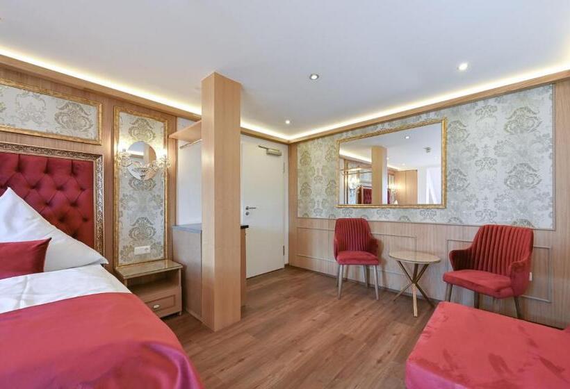 اتاق لوکس چهار تخته, Ludwigs