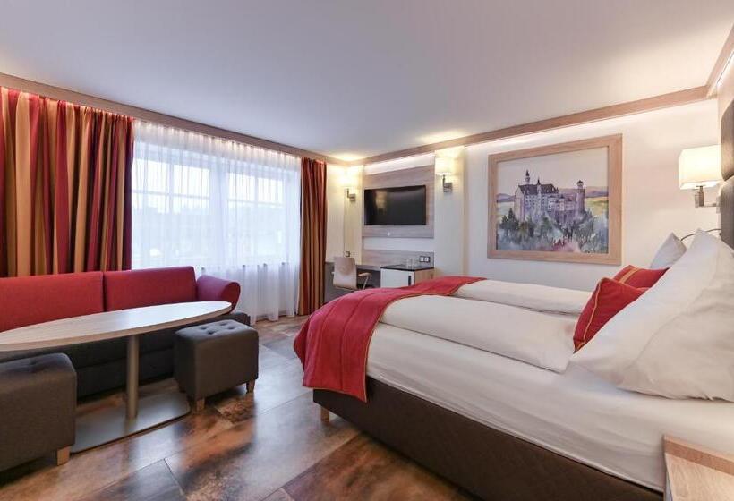 اتاق سوپریور چهار تخته, Ludwigs