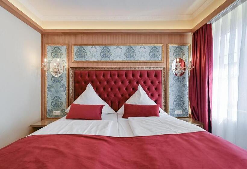 اتاق سوپریور, Ludwigs