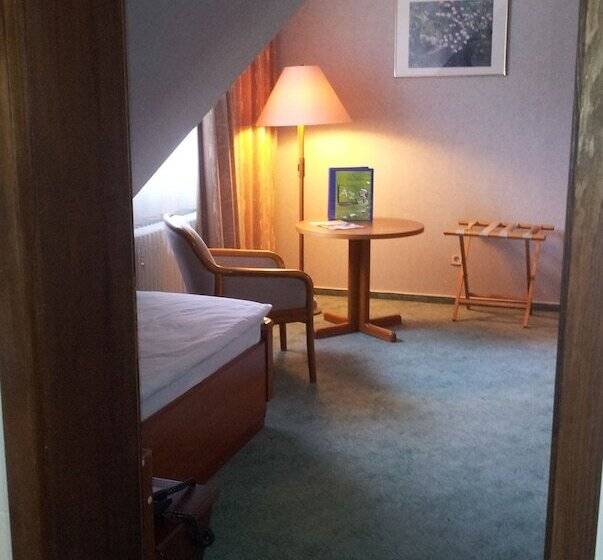 Quarto Estandar Individual com Sacada, Orbtal