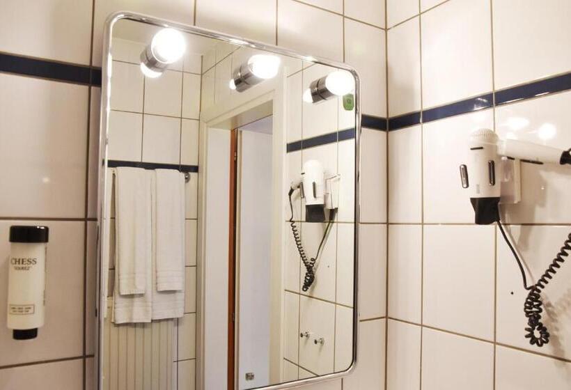 컴포트 트리플 룸, Palazzo