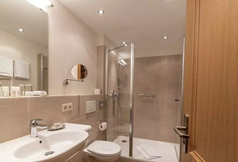 スイート（家族用）, Relais & Châteaux Gut Steinbach Hotel Chalets Spa