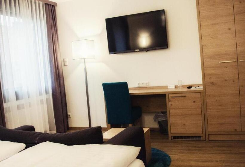 컴포트 룸, Stadtvilla Central