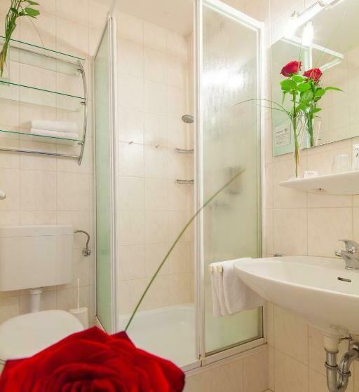 标准间带阳台, Victoria