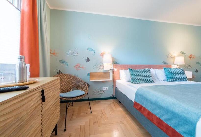 Номер Superior, Viva Sky