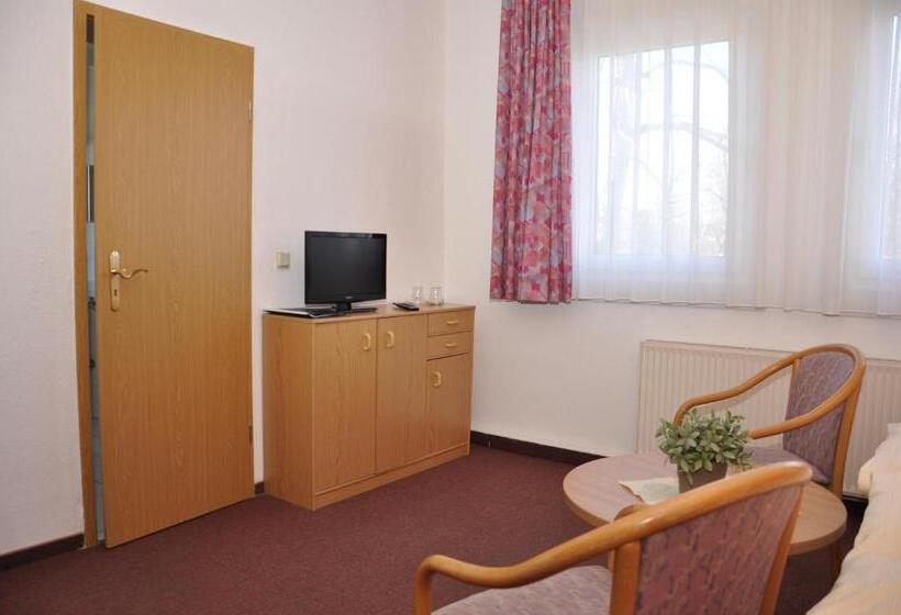 标准间, Zum Gründle