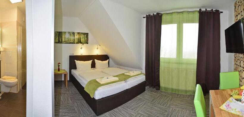 标准间, Zum Gründle