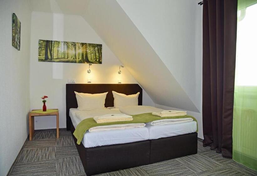 标准间, Zum Gründle