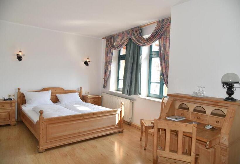 Номер Стандарт Трехместный, Altstadthotel Garni Schlundhaus & Rautenkranz