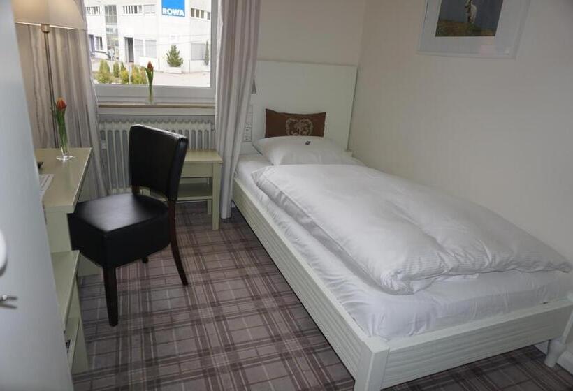 Quarto Estandar Individual, Landgasthof Lauterhausle