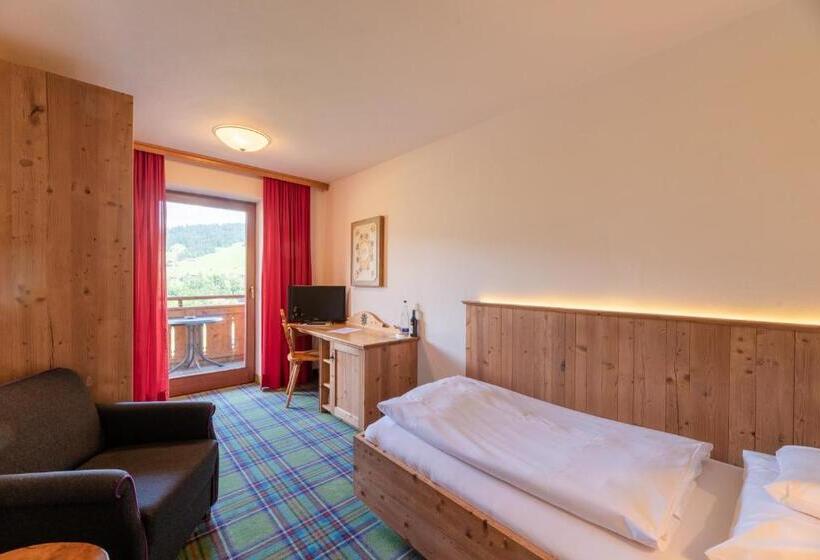 スタンダードシングルルーム, Relais & Châteaux Gut Steinbach Hotel Chalets Spa