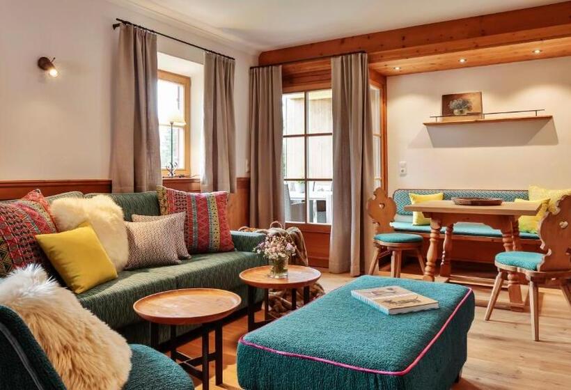 Люкс Повышенной Комфортности, Relais & Châteaux Gut Steinbach Hotel Chalets Spa