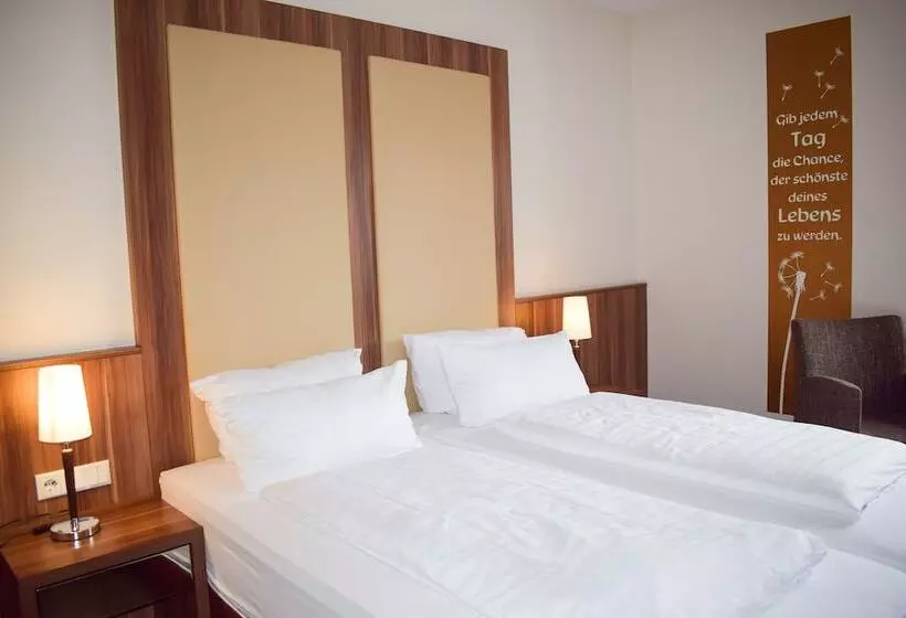 コンフォートルーム, Akzent Hotel Jonathan