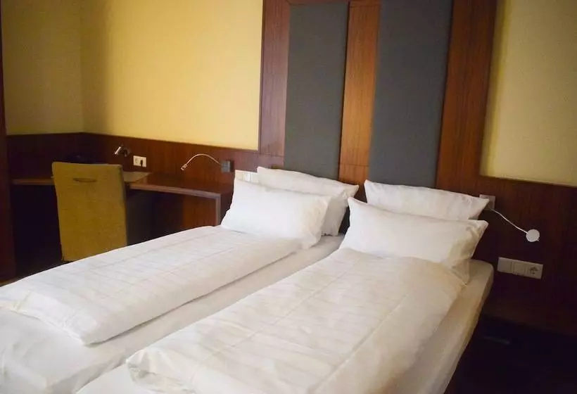 コンフォートルーム, Akzent Hotel Jonathan