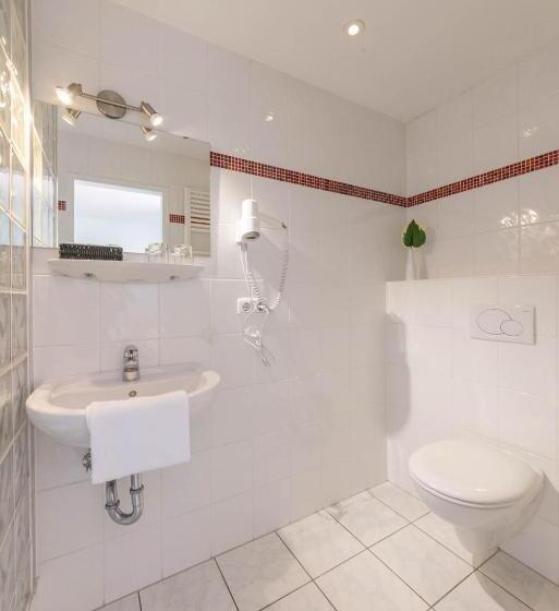 スタンダードトリプルルーム, Pension Wess