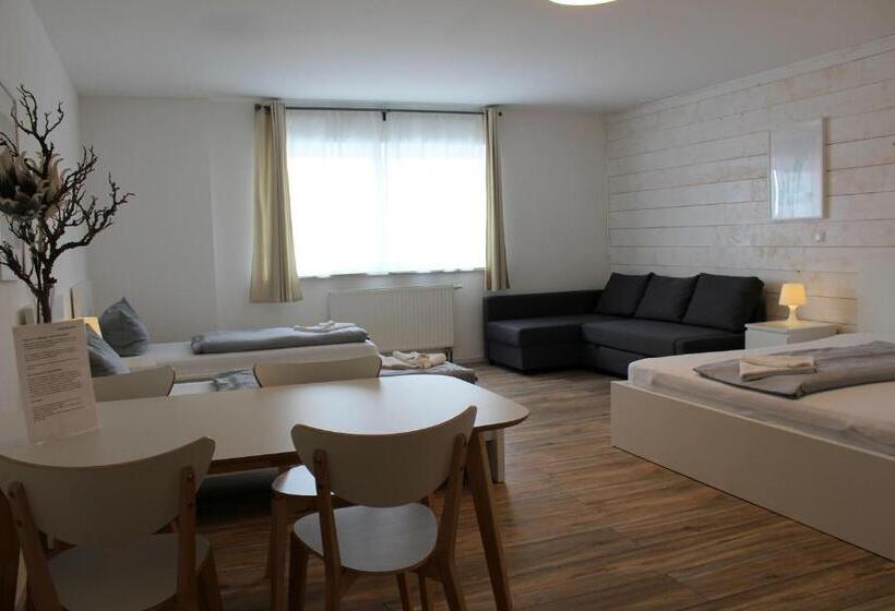 ファミリールーム, Pension Wess