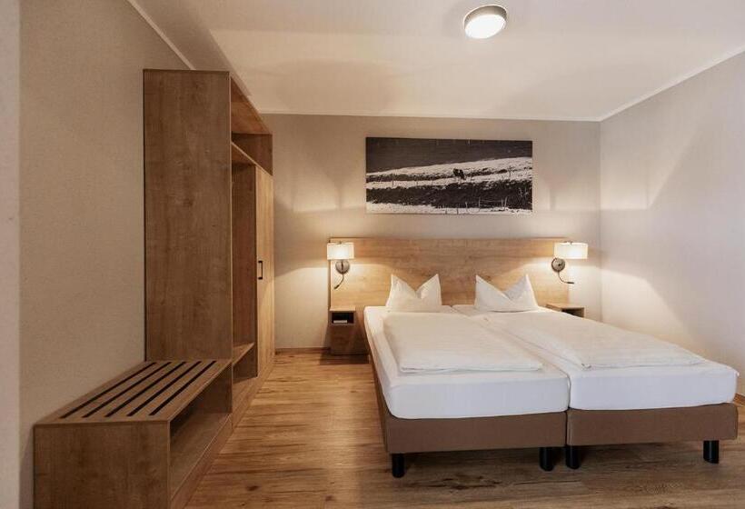 ファミリールーム, Ahornhof