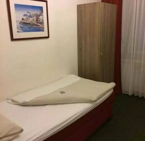 スタンダードシングルルーム, Central Hotel Troisdorf