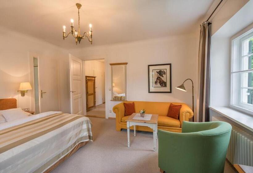 سوییت جونیور, Geldernhaus Hotel Garni