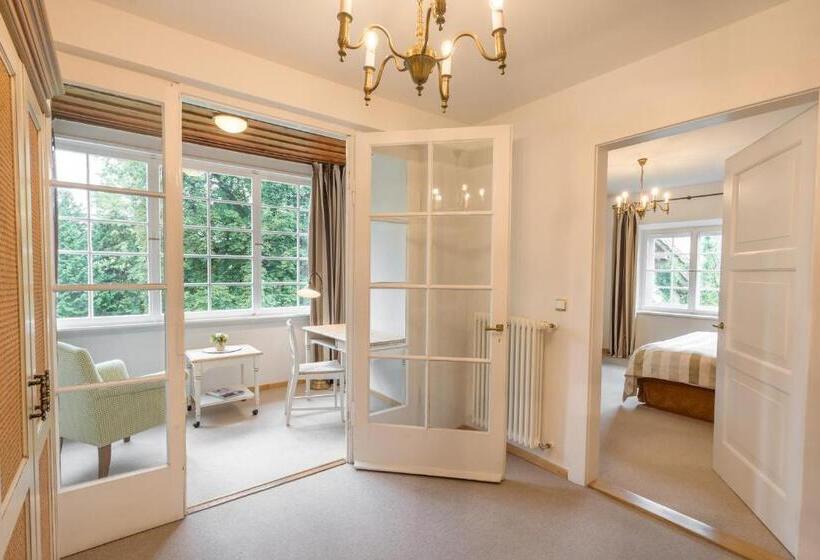 سوییت جونیور, Geldernhaus Hotel Garni